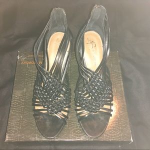 B. MAKOWSKY BMANNE WEDGES SIZE 10M